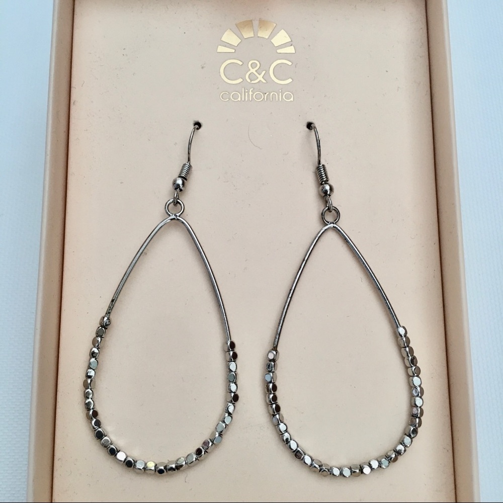 NWT- C&C CALIFORNIA EARRINGS